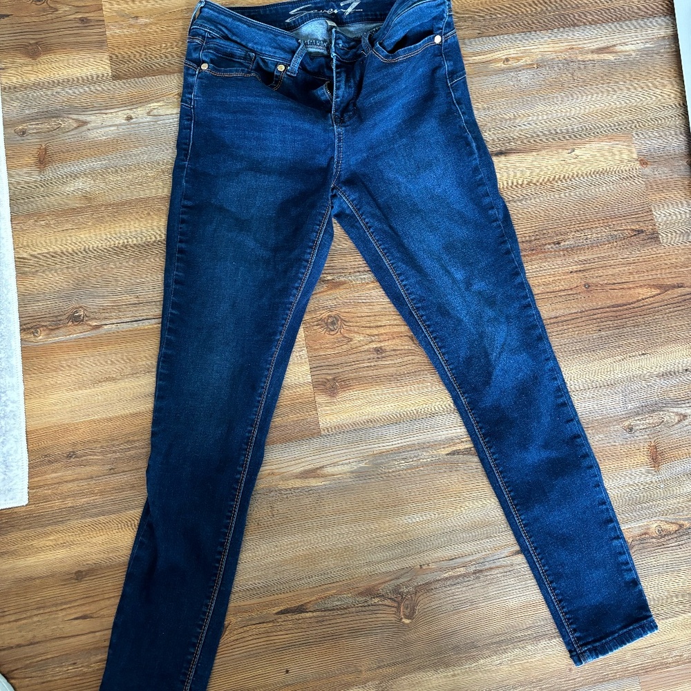 Seven 7 , Size 8, Excellent condition